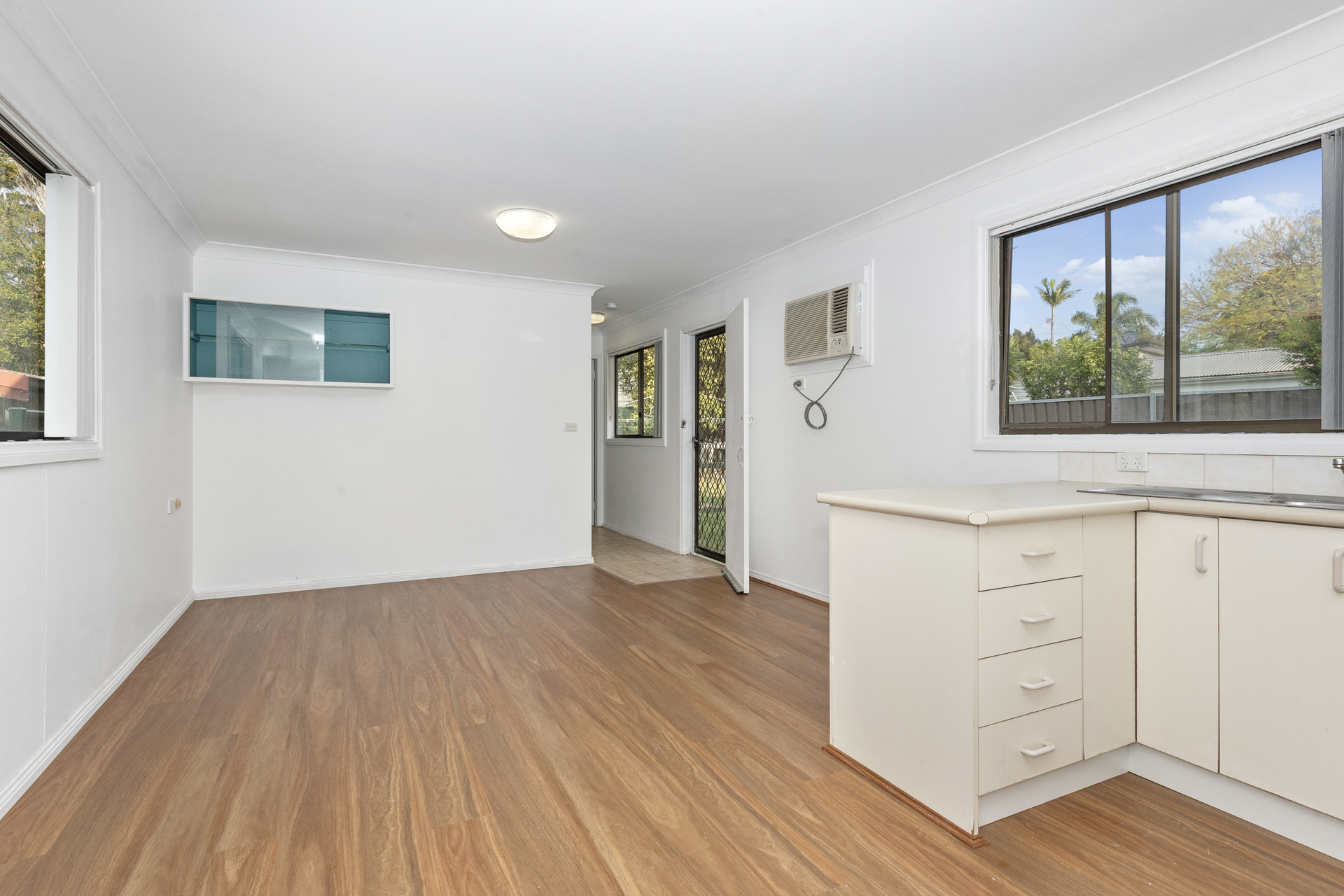 51A JOHNSON AV, SEVEN HILLS NSW 2147, 0 chambres, 0 salles de bain, House