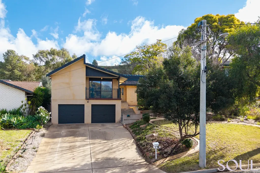 18 Lawford Crescent, Griffith, NSW 2680