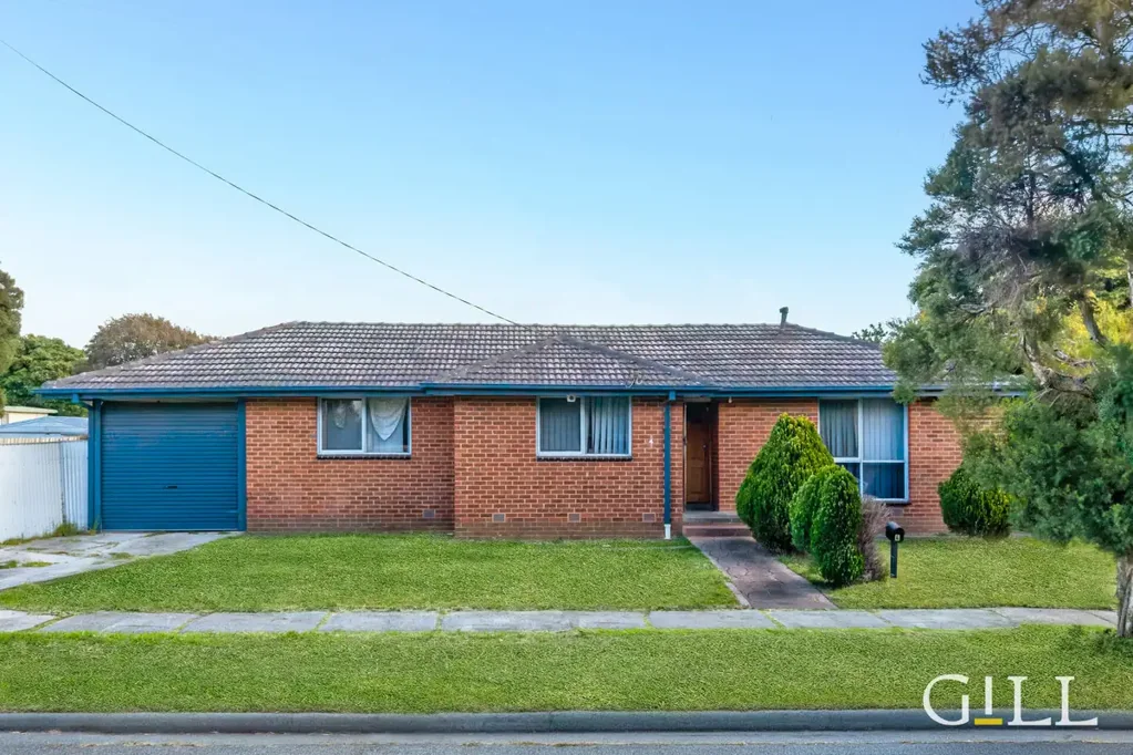 Hampton Park 3Kwarto Corner Block Opportunity in the Heart of Hampton Park