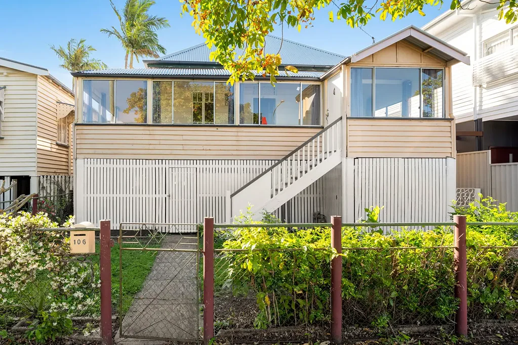 New Farm 4 Bedroom Best Buying Opportunity in the Heart of New Farm.