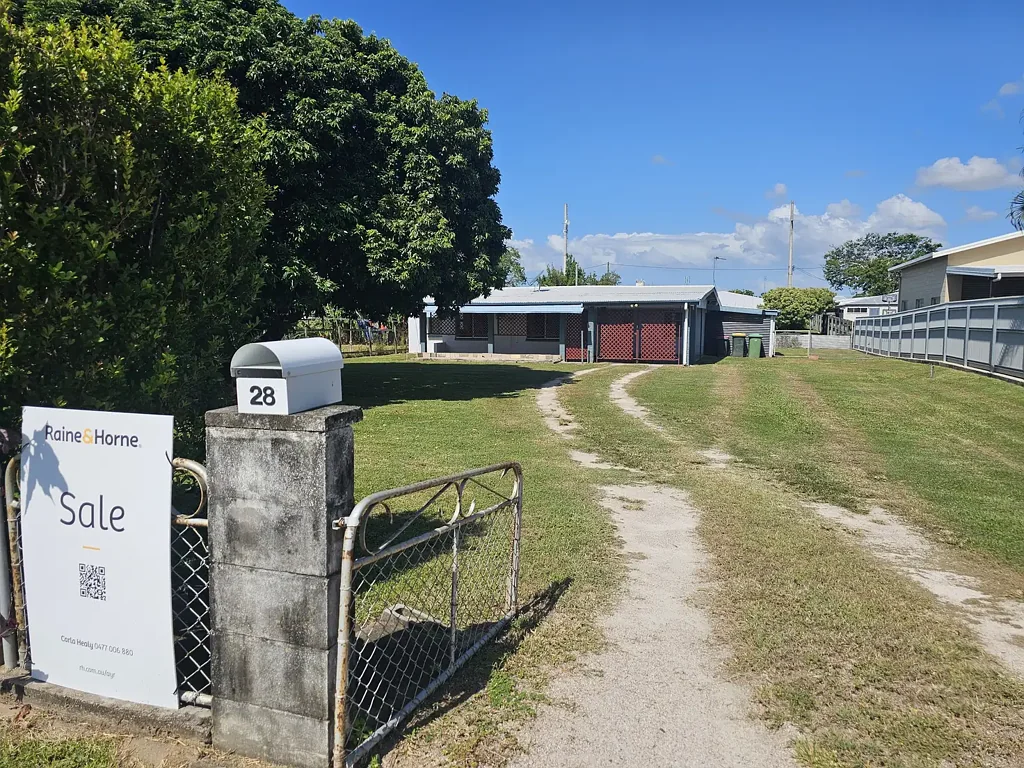Ayr 3房  GREAT HOME IN A GREAT LOCATION...