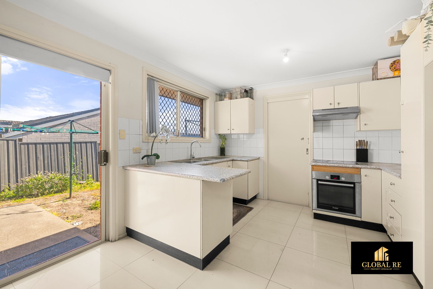 556 CABRAMATTA RD WEST, MOUNT PRITCHARD NSW 2170, 0房, 0浴, House