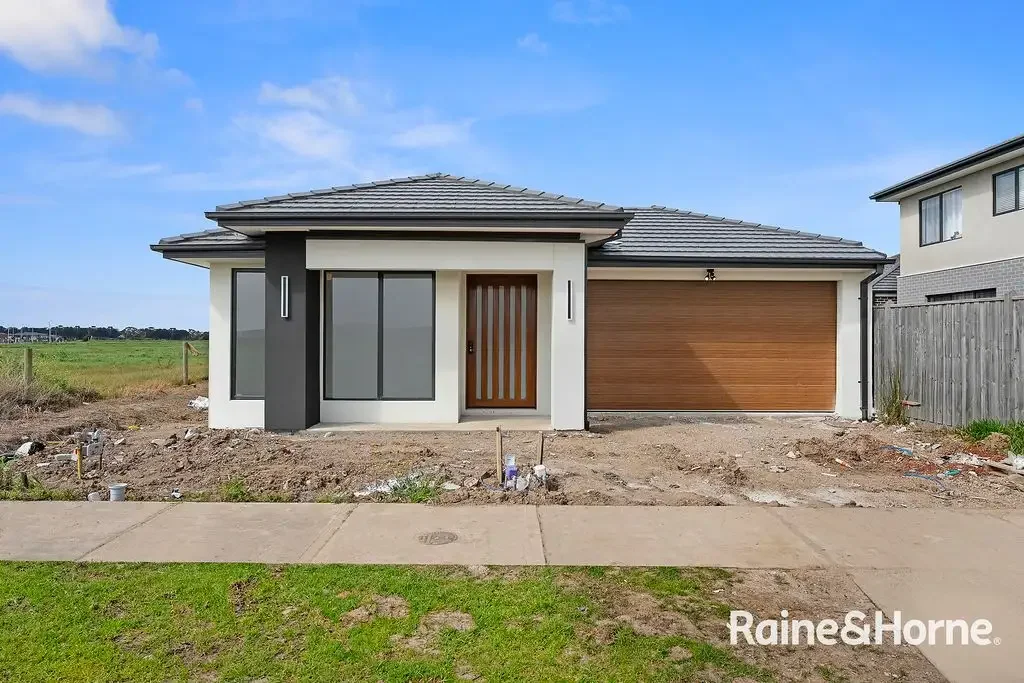Clyde North 4Kwarto BRAND-NEW LUXURY HOME IN SMITH LANE ESTATE, CLYDE NORTH