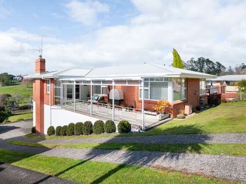 Glenview 3房  Vendor Has Moved | Must Sell