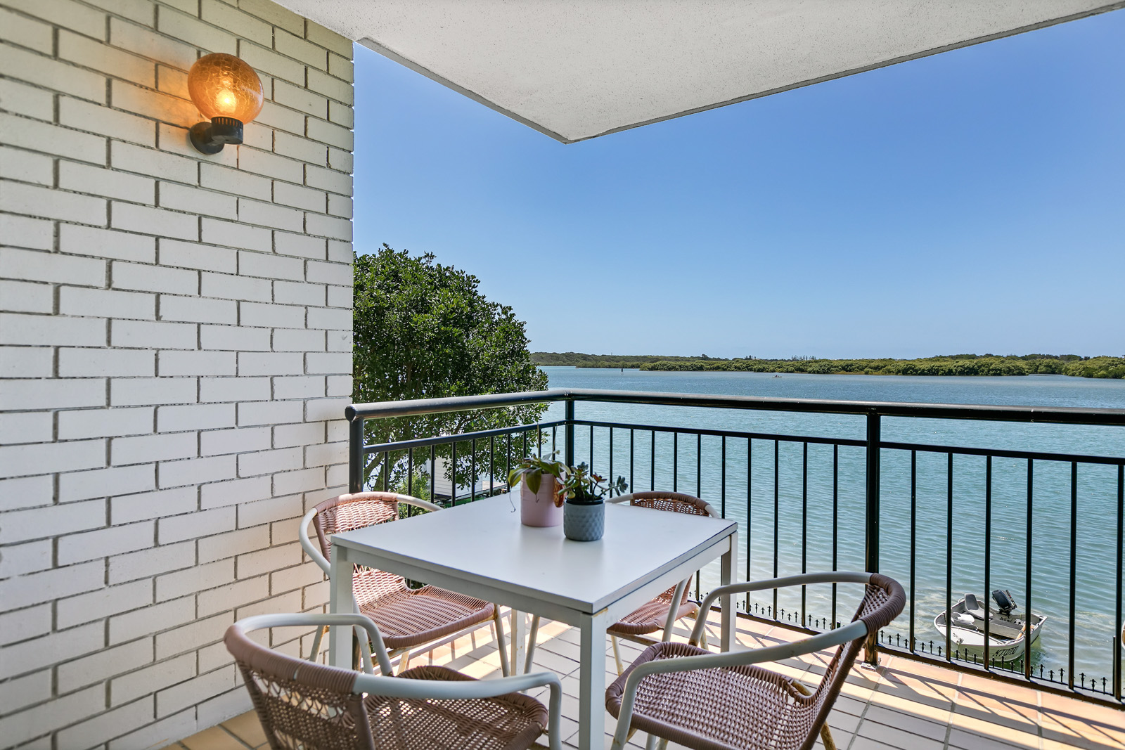 UNIT 4 150 DUPORTH AV, MAROOCHYDORE QLD 4558, 0 habitaciones, 0 baños, Unit