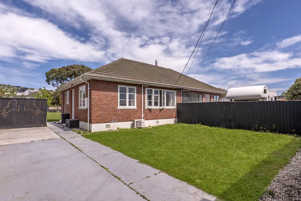 Woolston 1房  As Is - a Woolston gem with endless potential