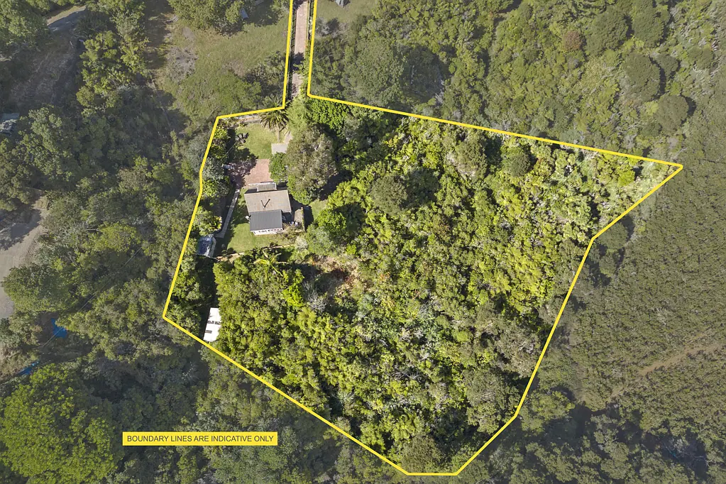 33d Landing Road, Titirangi, Waitakere City, Auckland