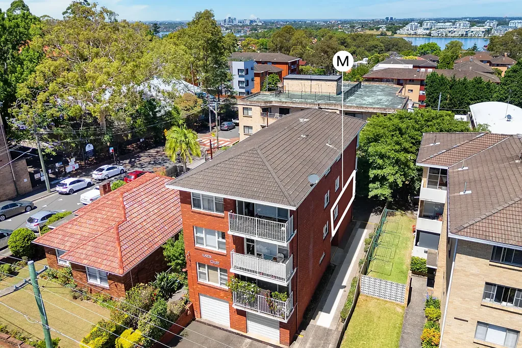 2/4 Coulter Street, Gladesville, NSW 2111