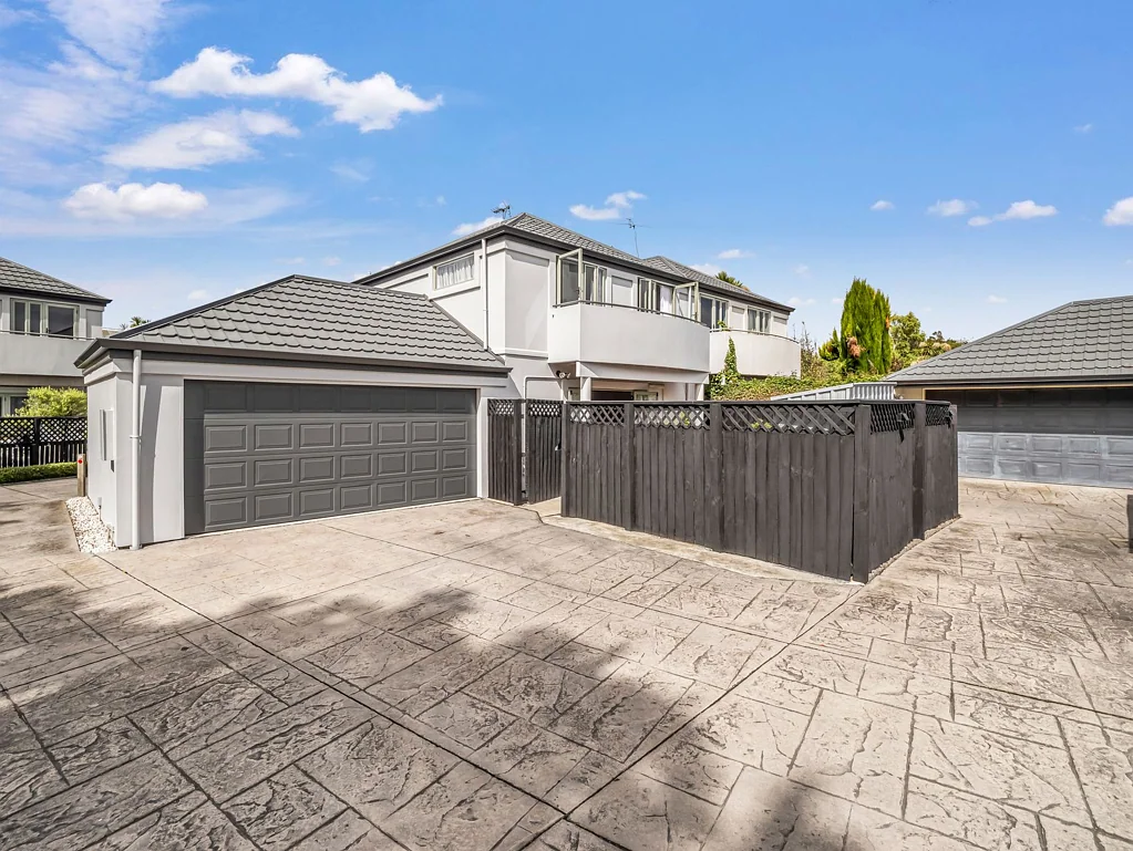 Richmond 2બેડરૂમ City Fringe, Double Garage, Great Value