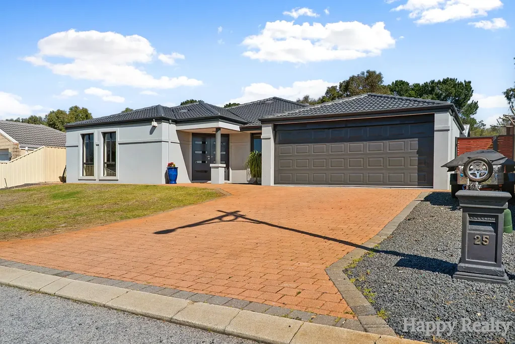 25 Jasper Corner, Canning Vale, WA 6155
