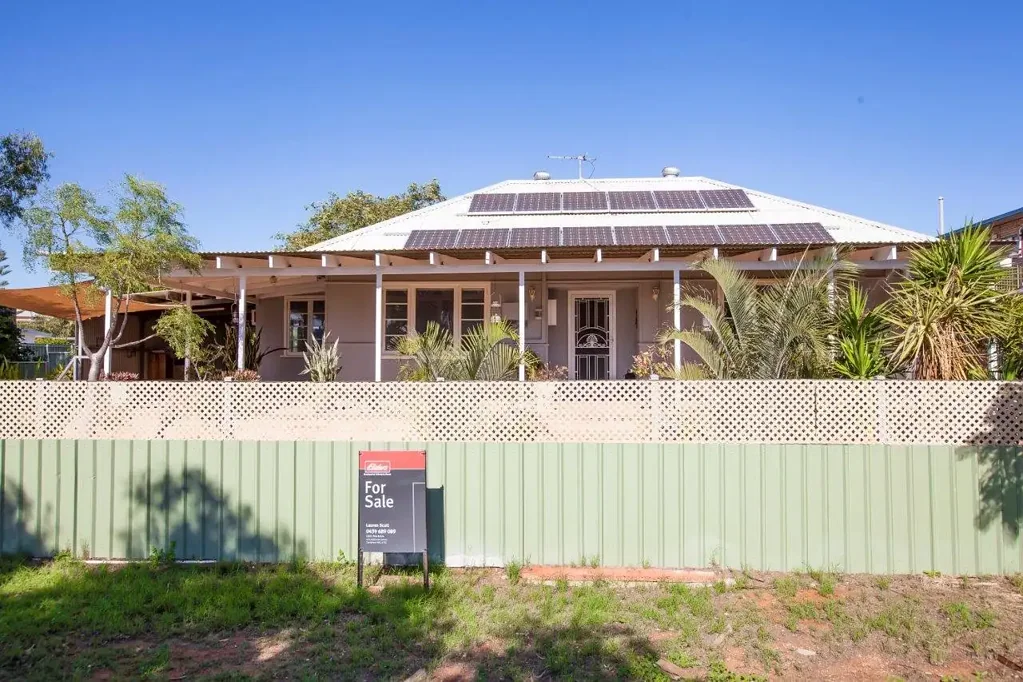 8 James Street, Carnarvon, WA 6701