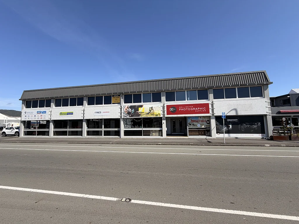 Petone Bright modern offices!