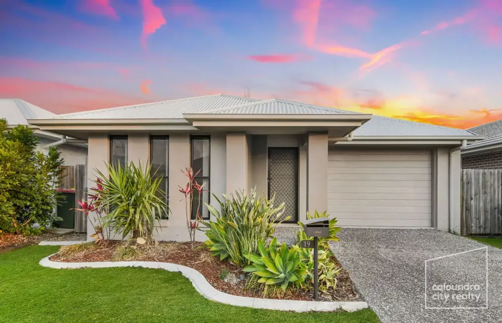 CUTE AND COSY CALOUNDRA WEST HOME
