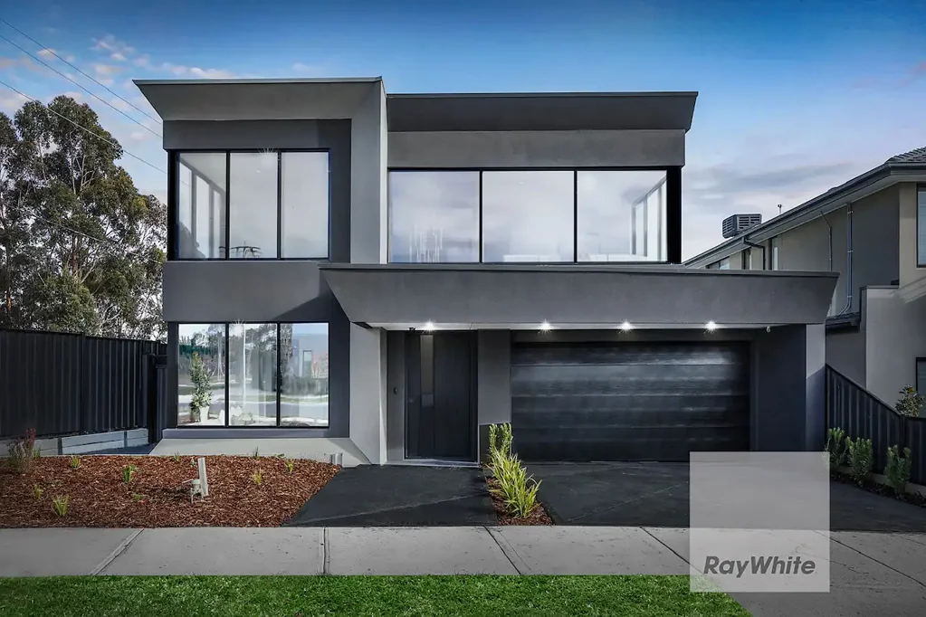 Greenvale 4ਬੈੱਡਰੂਮ Luxury Custom-Built Home with Exceptional Attention to Detail