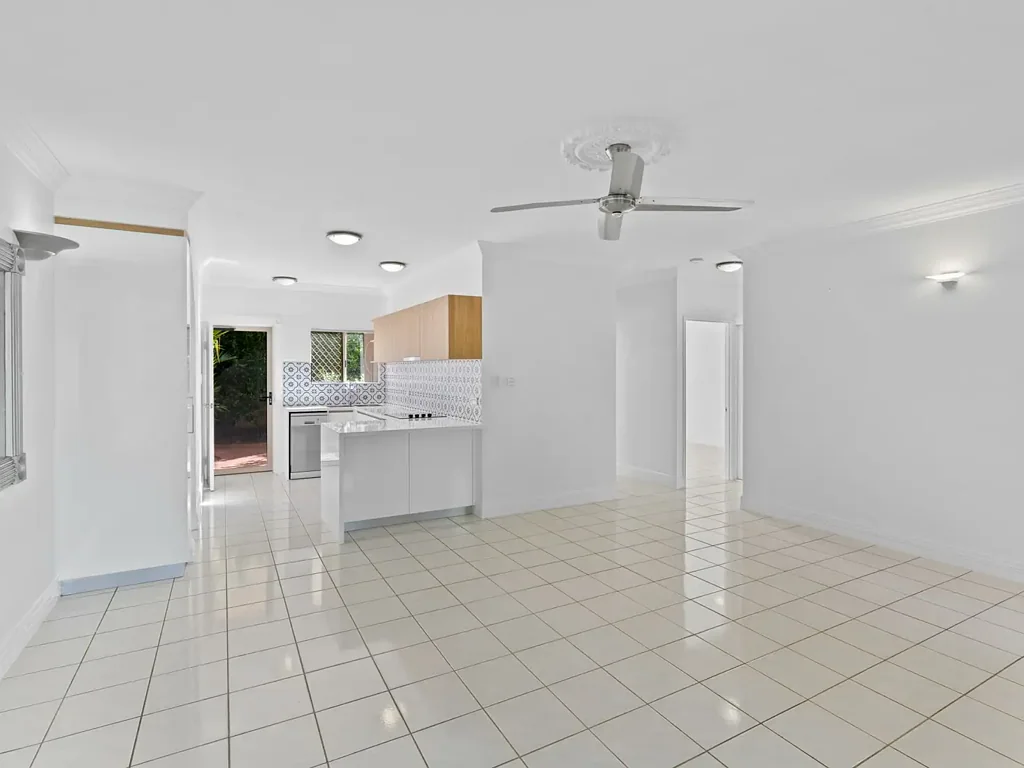 4/2-4 Springfield Crescent, Manoora, QLD 4870