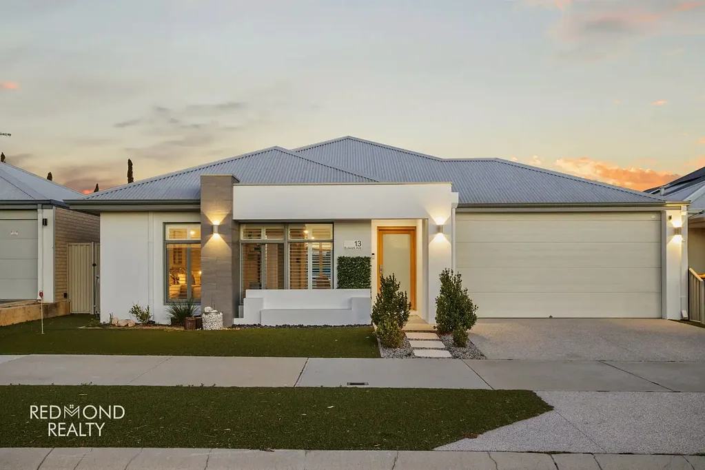 13 Bulwark Avenue, Alkimos, WA 6038