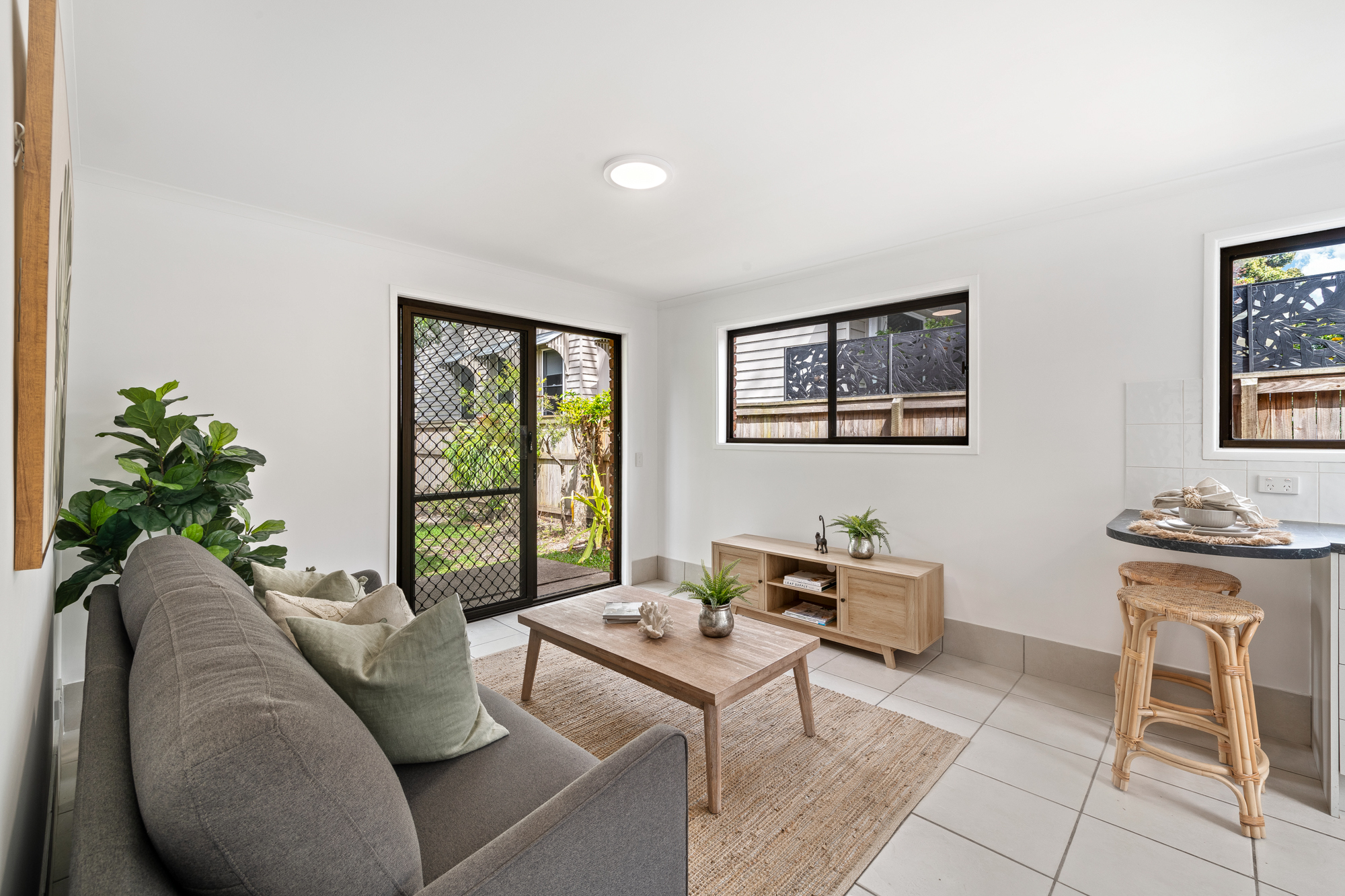 UNIT 1 22 NANNYGAI ST, NOOSAVILLE QLD 4566, 0 rūma, 0 rūma horoi, Unit