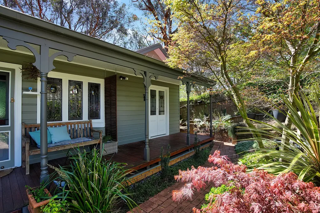 Blackheath 3कमरा Solitary - A Private Garden Retreat with Megalong Valley Views