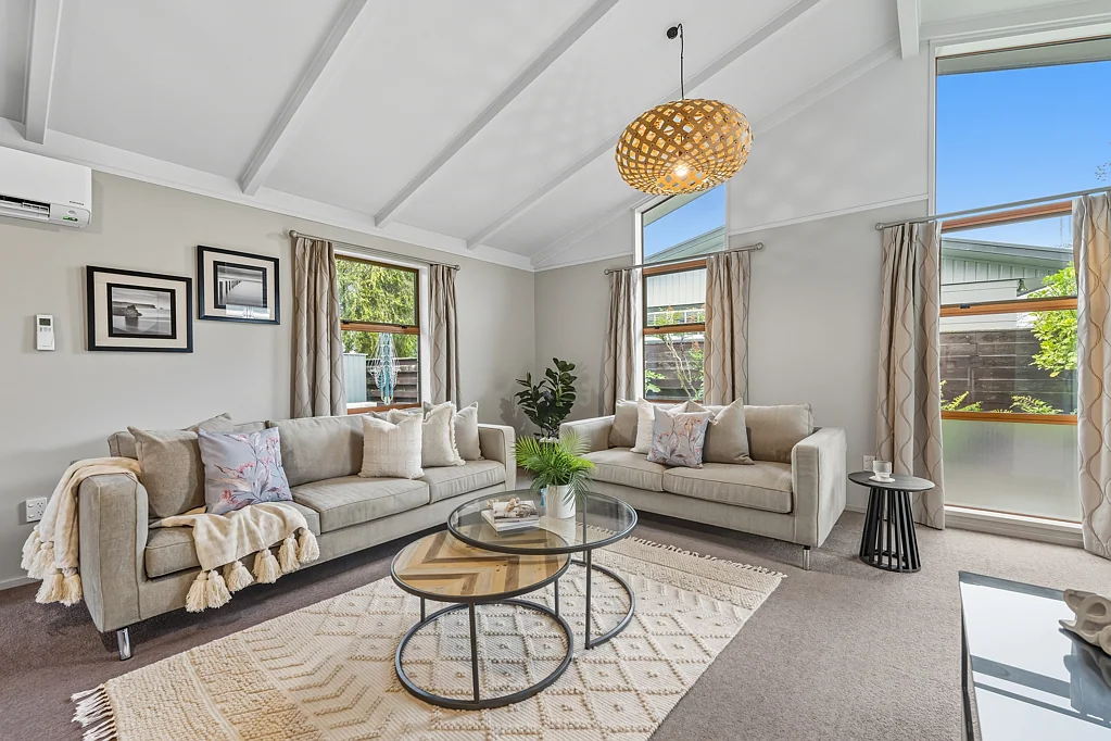 Feilding 3 Slaapkamer First Time on the Market