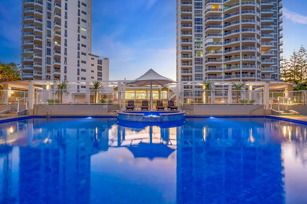 Main Beach 2Kwarto Xanadu - Iconic Beachfront Living in the Heart of Main Beach