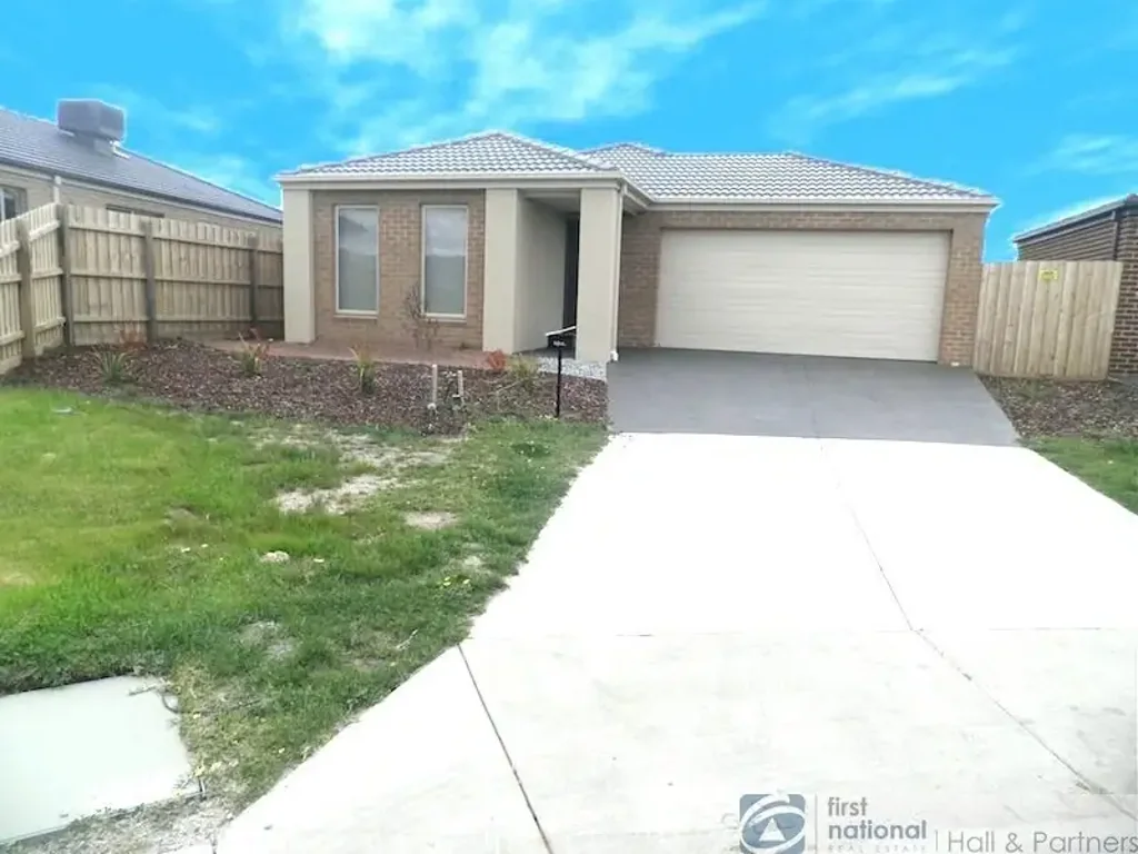 Modern 4 Bedroom family home!