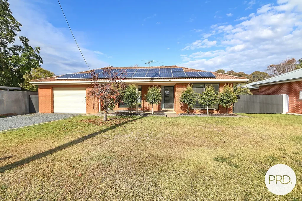 76 Russell Street, Howlong, NSW 2643