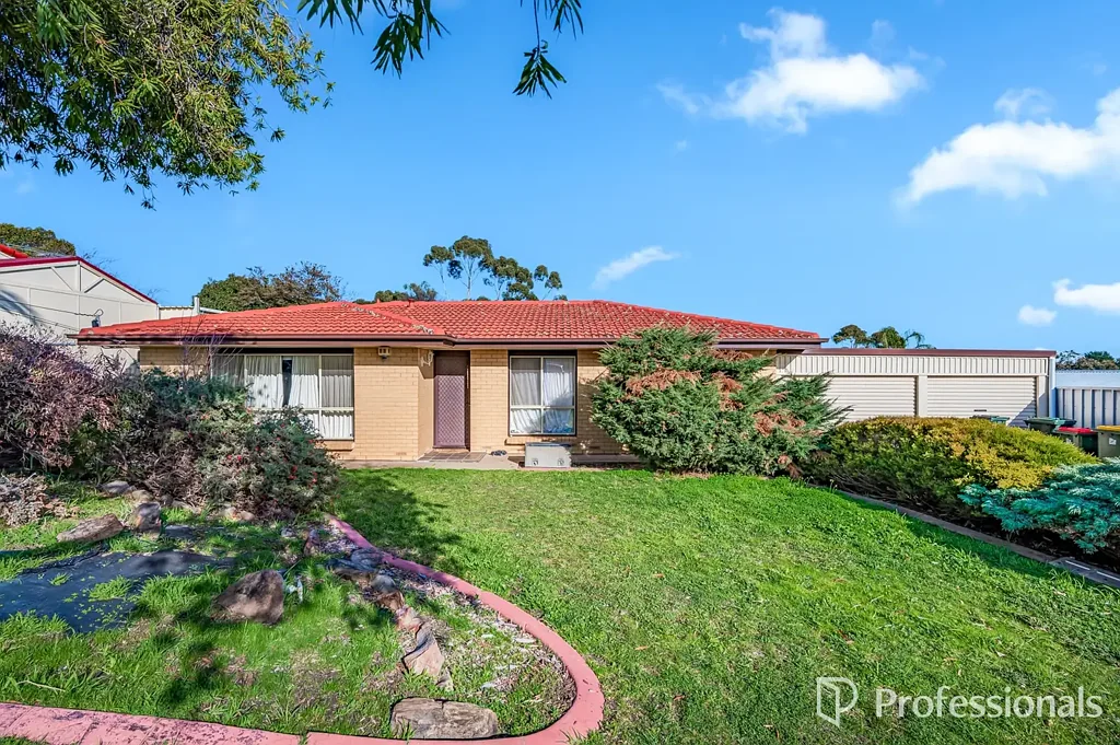 30 Wyndham Crescent, Surrey Downs, SA 5126