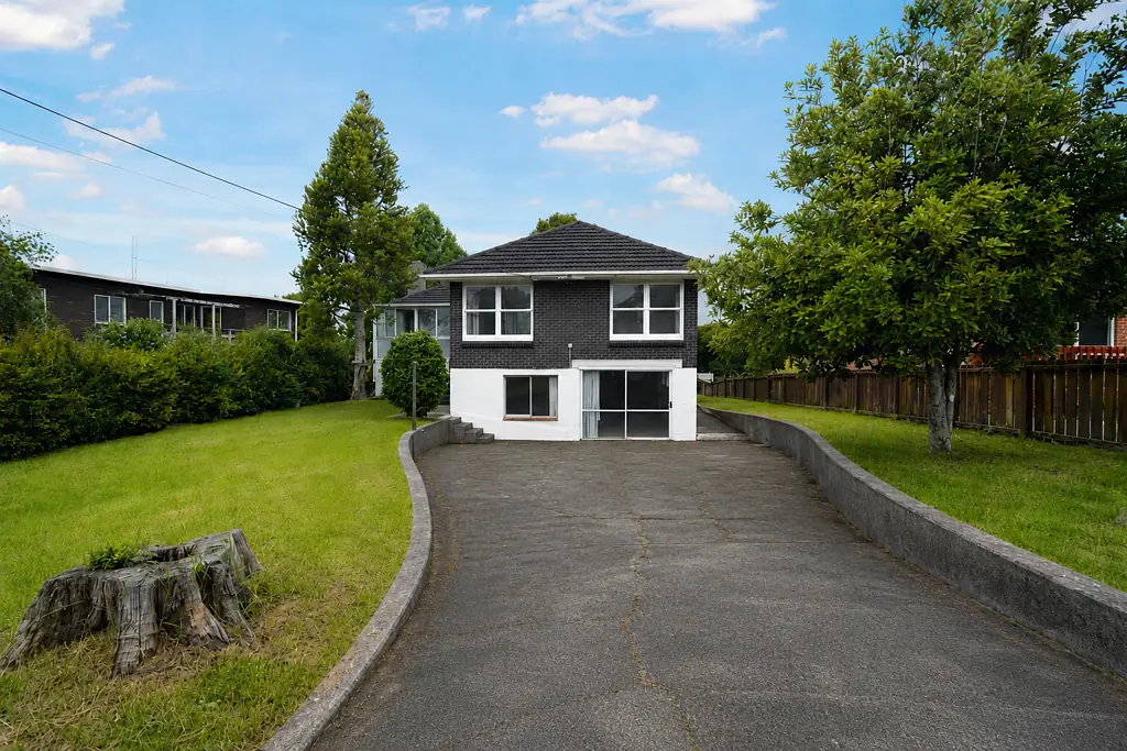 Massey 3房  Brick & Tile CASH COW on 890sqm
