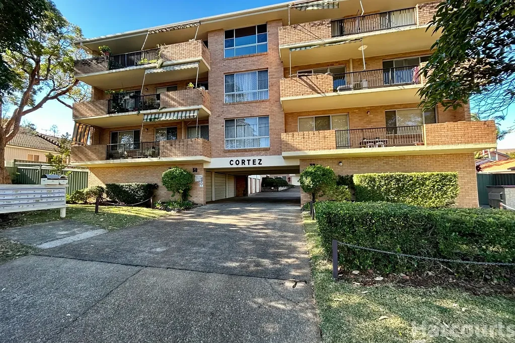 Stylish, Beachside Living Just Moments from Town