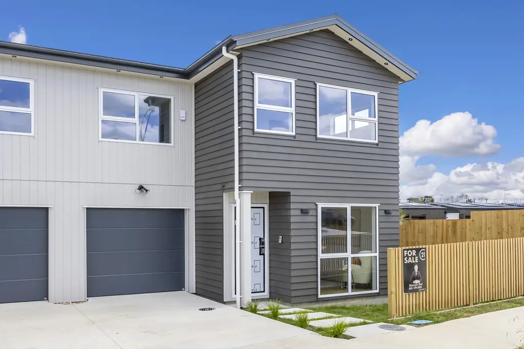 Beachlands 4 Bedroom Exquisite New in Beachlands: A Rare Coastal Gem