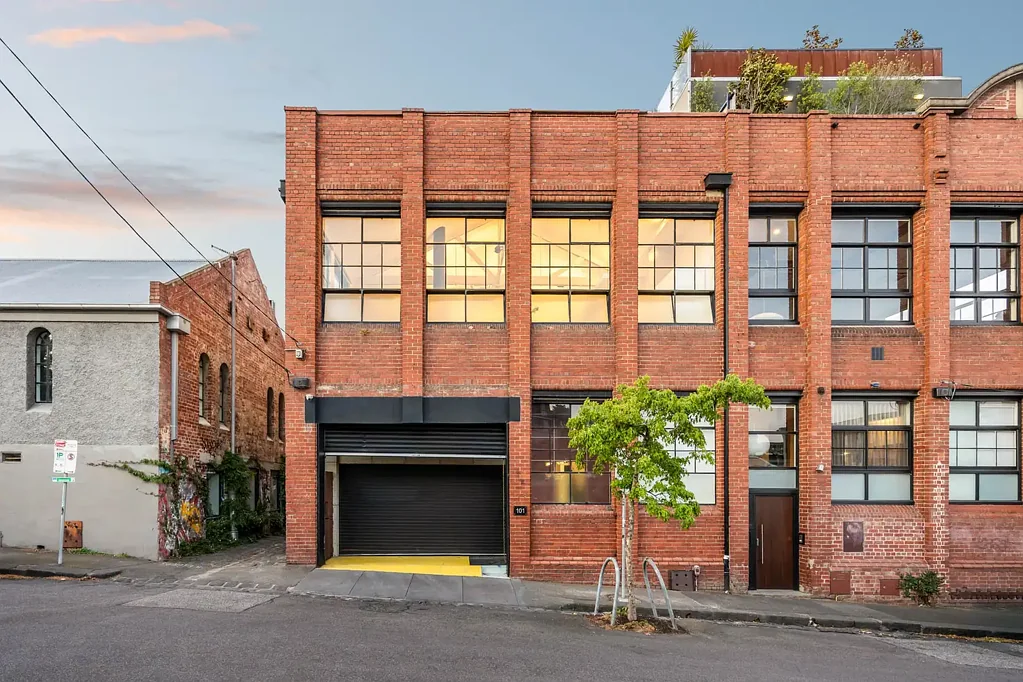 Fitzroy 3Habitaciones Warehouse Sophistication in c1918 Ackman's Icon