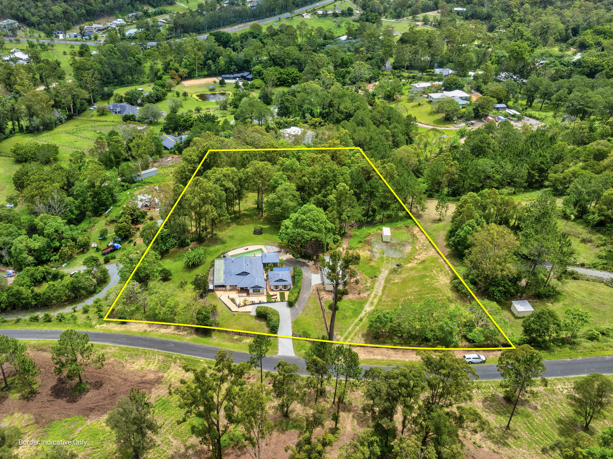 102 CREST HILL DR, WONGAWALLAN QLD 4210, 0 rūma, 0 rūma horoi, Lifestyle Section