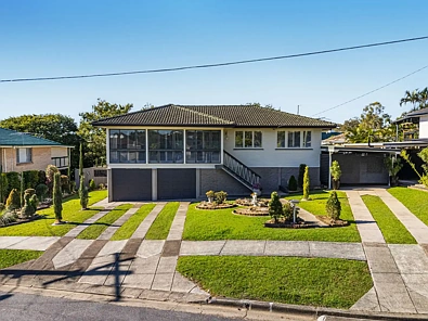 Cannon Hill 3房 50年来首次上市 - 精心维护的家庭住宅 First Time Offered in Over 60 Years - Immaculately Maintained Family Home