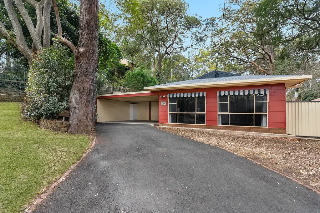 Mount Lofty 4कमरा A Peaceful Mount Lofty Retreat Amongst the Trees With Grassy Backyard & Park Access!