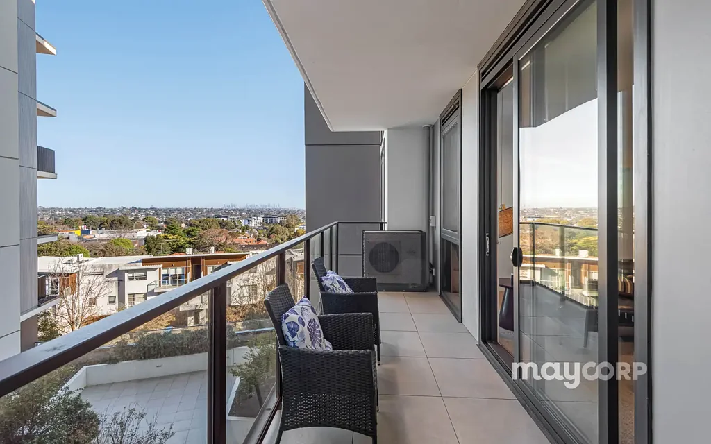 Doncaster 2 Bedroom Modern 2-Bedroom with City Views – Opposite Westfield Doncaster