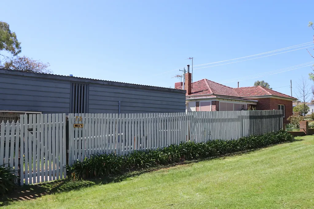73 NASMYTH STREET, Young, NSW 2594