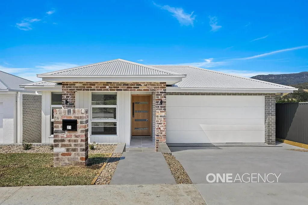 21 Bristlebird Drive, Calderwood, NSW 2527