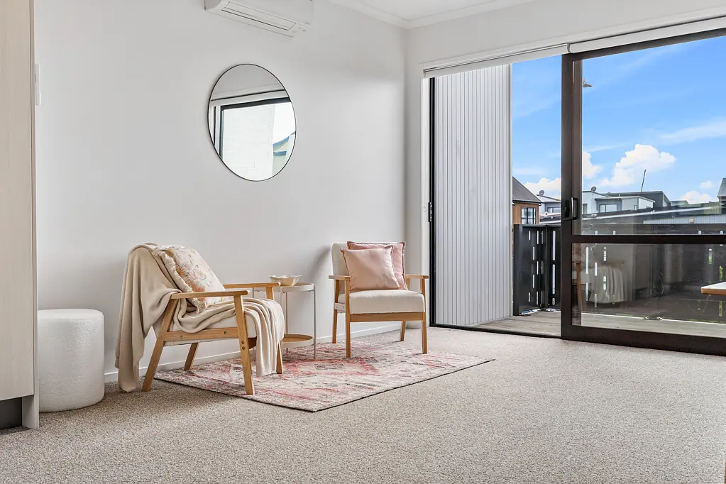 Hobsonville 1 Bedroom Freehold home – style, space, security