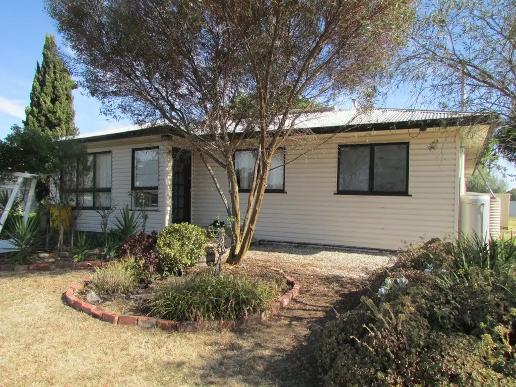 Warracknabeal 3房  STRONG LEASE