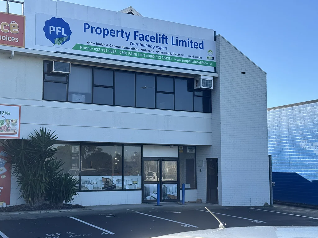 East Tamaki  632sqm office/showroom & warehouse