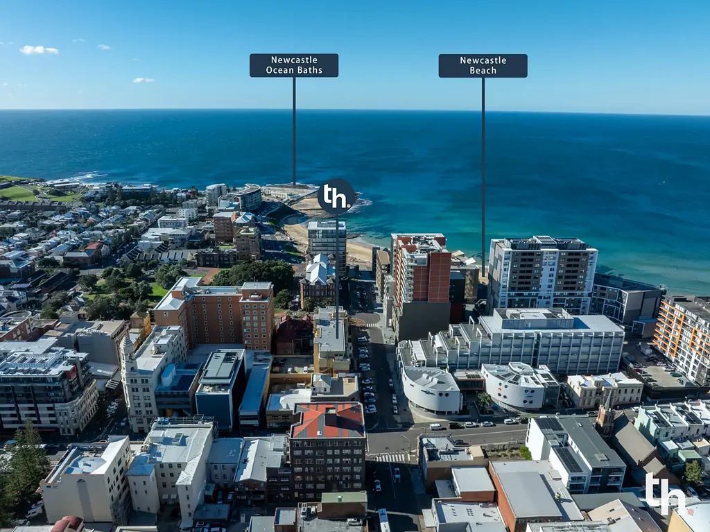 Newcastle 2房  Lock-and-Leave Living with the City at Your Feet
