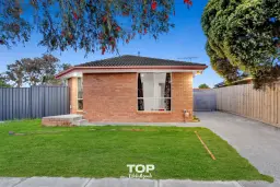 1/2 Filomena Court, Cranbourne North