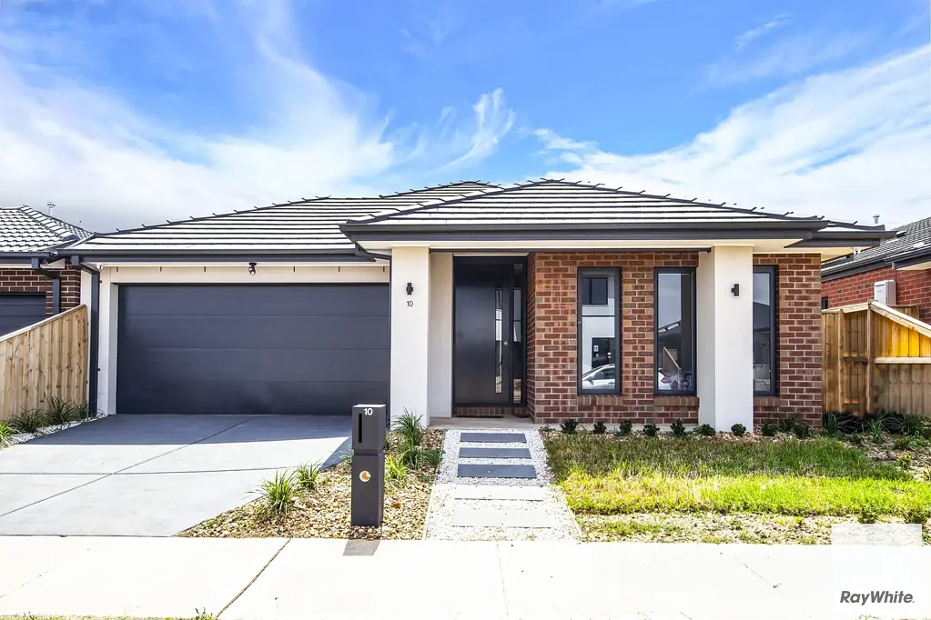 Modern Family Living in the Heart of Olivia Estate, Truganina