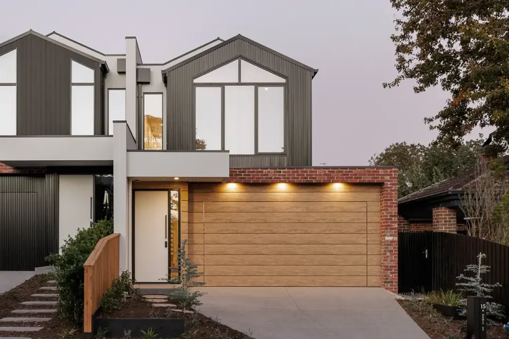 Brighton East 4 Bedroom Contemporary New Build in Coveted Dendy Village