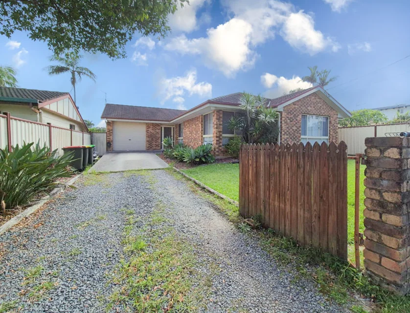 3 Chestnut Avenue, Sandy Beach, North Coast, 3 Schlafzimmer, 1 Badezimmer, House