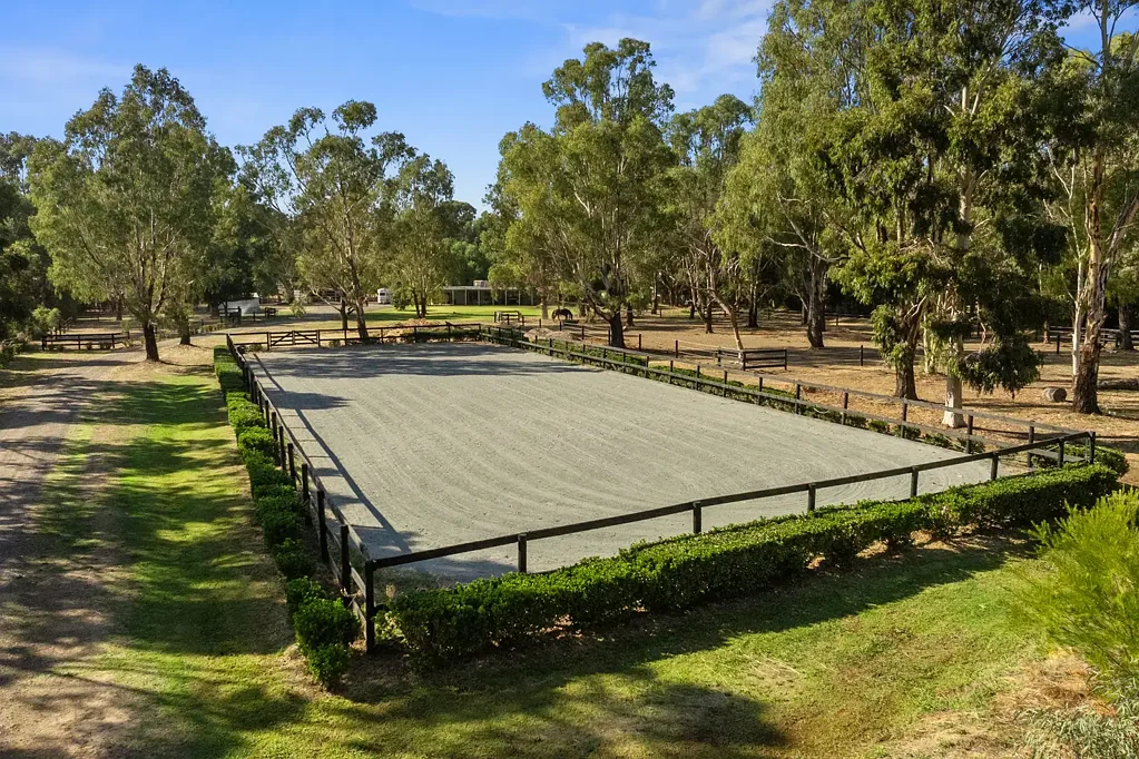 107 Castle Drive, Arcadia, VIC 3631