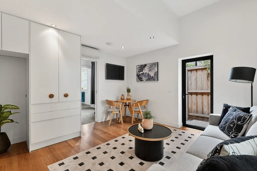 G02/13 Wilton Grove, Elwood, VIC 3184