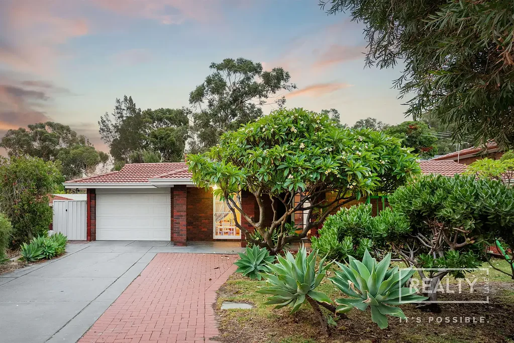 32 Milverton Avenue, Karrinyup, WA 6018