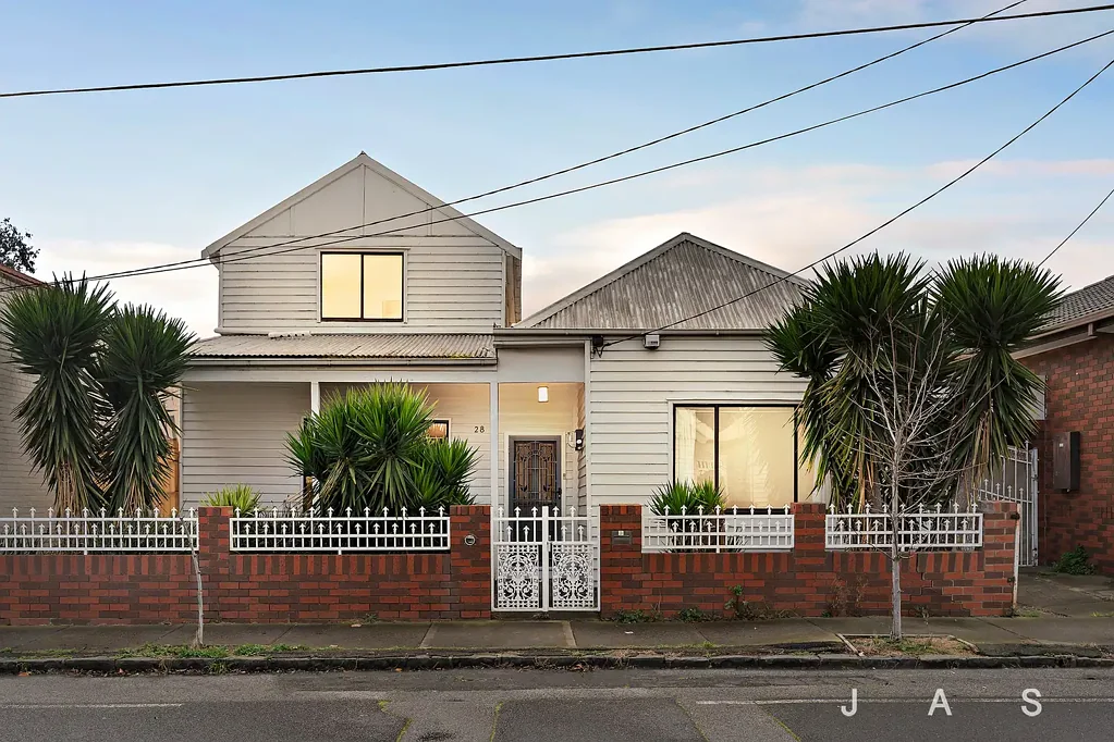 Footscray 3 Bedroom Heritage Charm, Superb Lifestyle Location