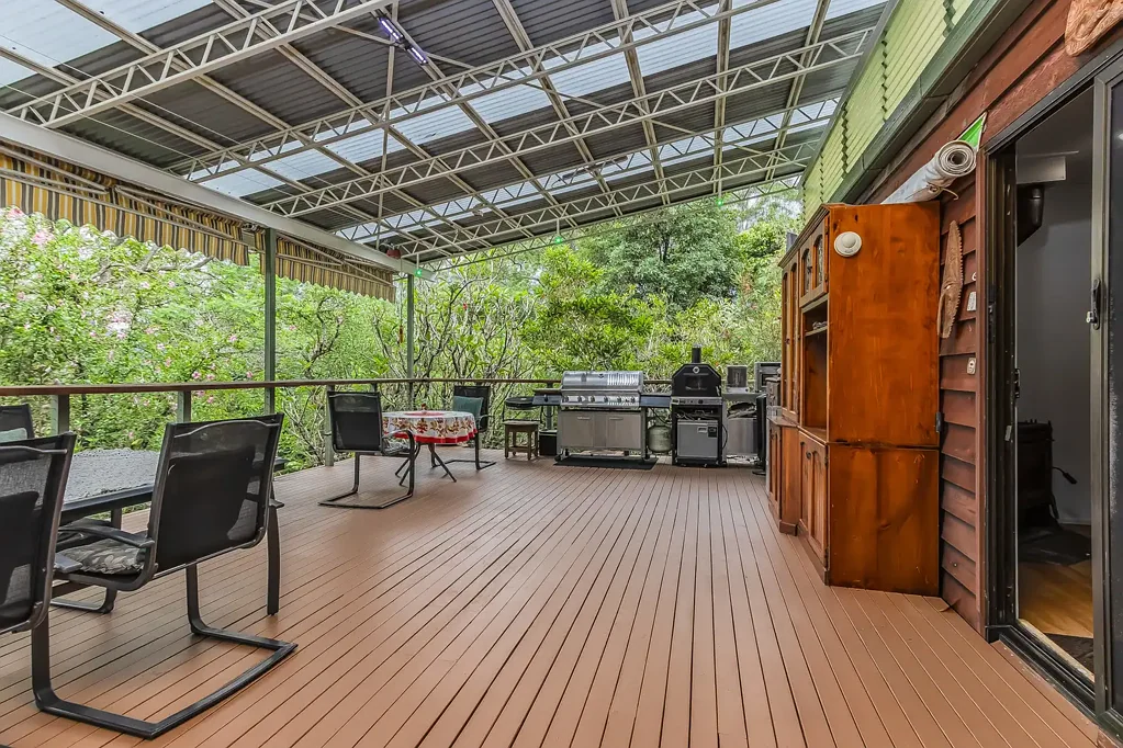 Larnook 3chambre Off Grid With Modern Luxuries Strata Title Village